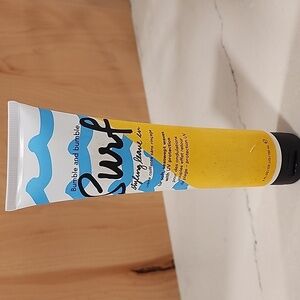 Bumbke And Bumble Surf Sttling Leave In